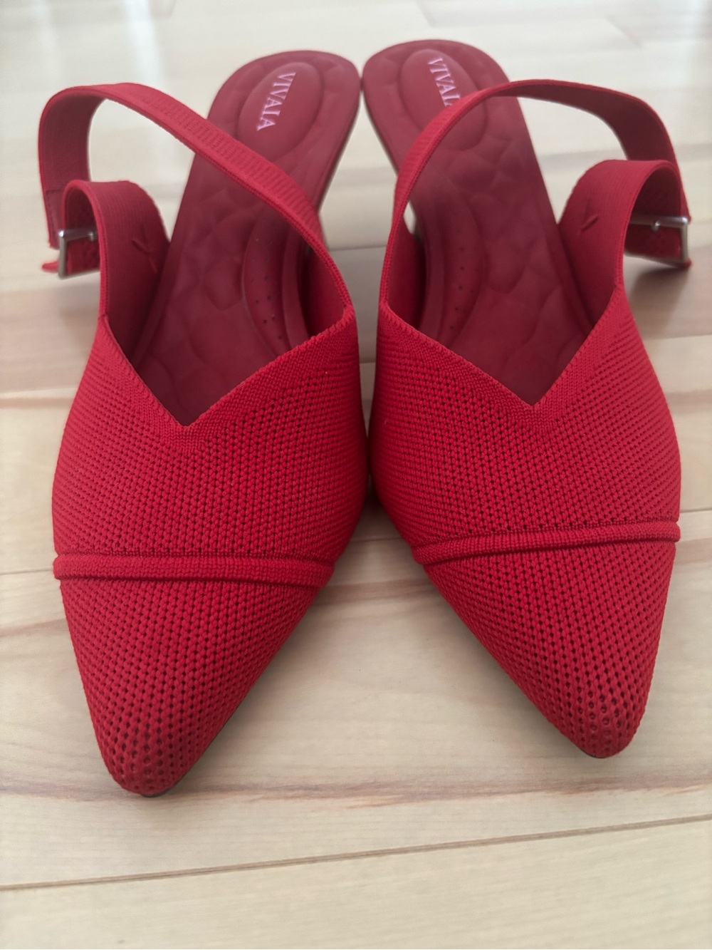 VIVAIA Red Pointed Slingback Kitten Heels - Picture 4 of 5